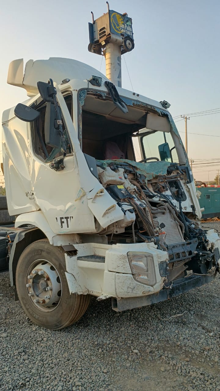 Volvo VM 270 2018 - 1 REPUESTO USADO/USADA EN DESARME
